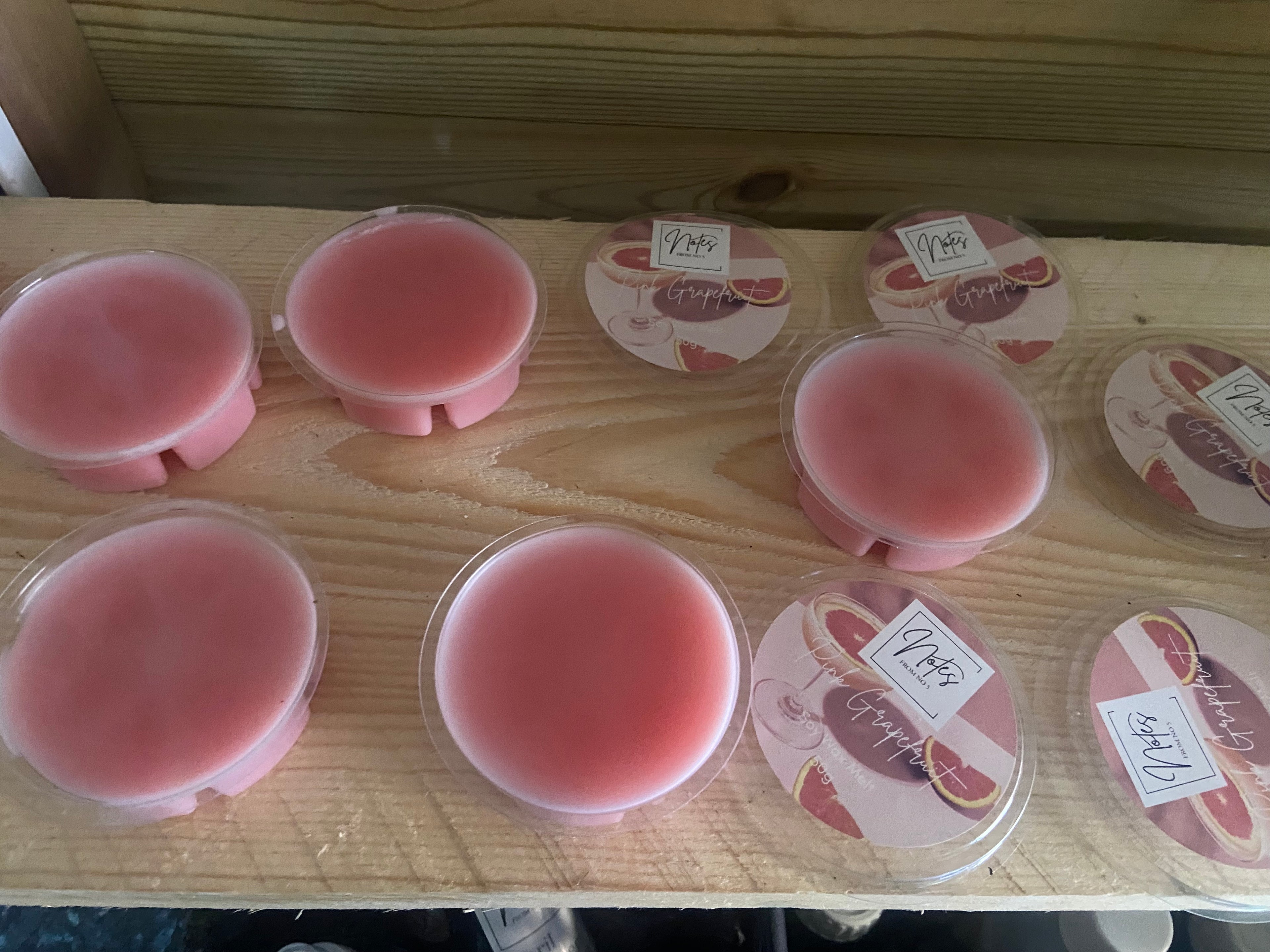 Pink Grapefruit & Vanilla Eco Soy Deli Pot 50g