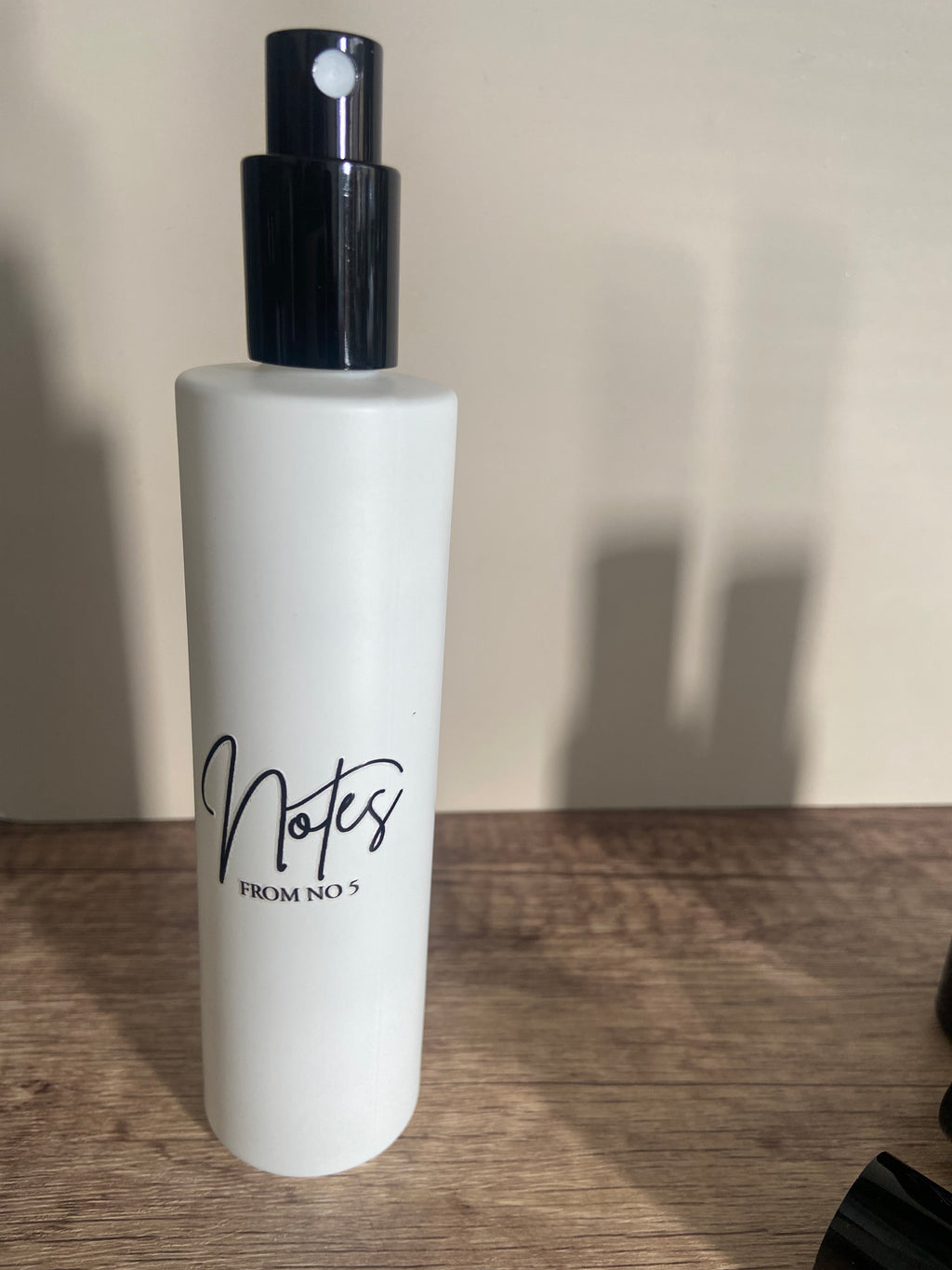 Notes- Cherry Noir Room Spray 100ml